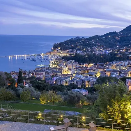 Villa Ferrari Fontana 9 *
